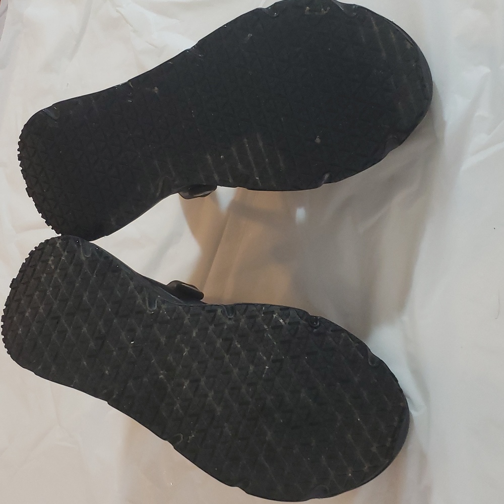 Skeechers Crocs Style - Picture 3 of 4